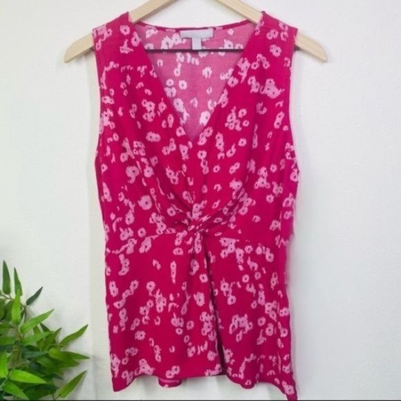 Chelsea28 Floral Print Flattering Twist Front V-Neck Lightweight Sleeveless Top - Picture 2 of 8